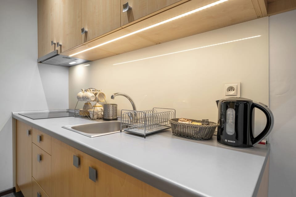 Apartment, 2 Bedrooms | Private kitchenette