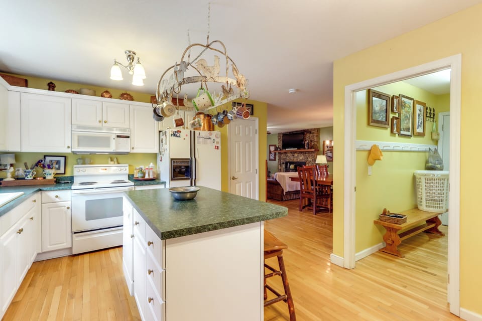 House (3 Bedrooms) | Interior