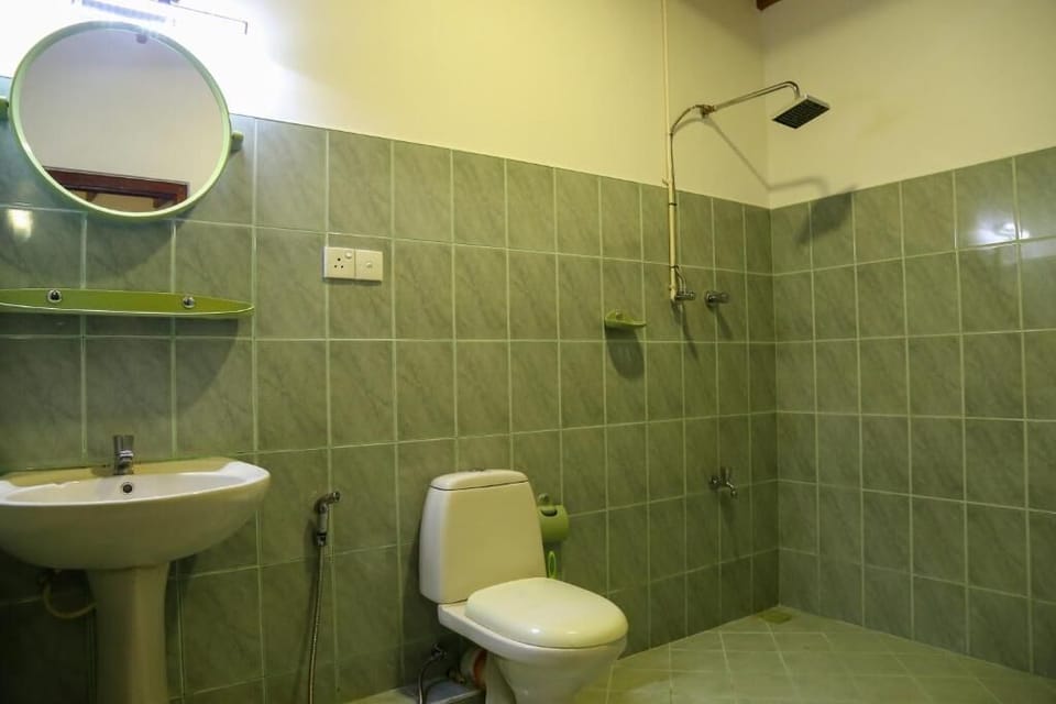 Ravi Villa Bed and Breakfast in Hikkaduwa