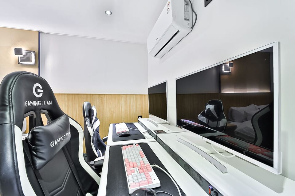 VIP 2PC | Premium bedding, free WiFi, bed sheets