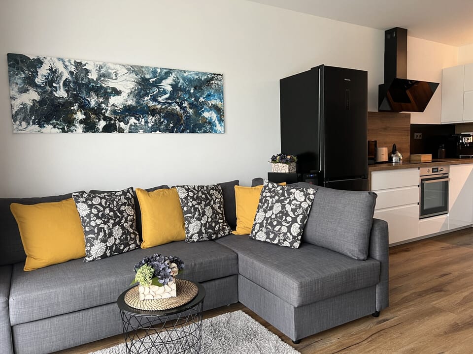 Apartment | Living room