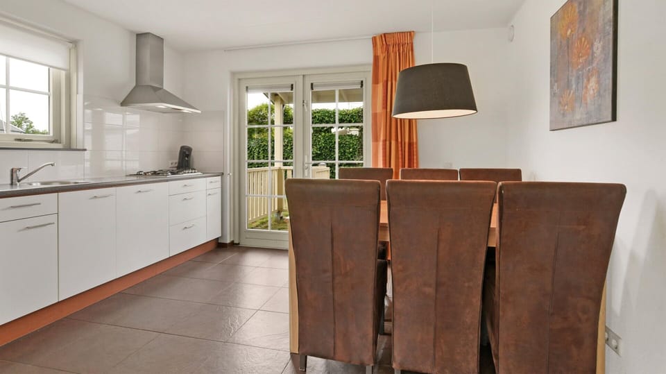 House | Private kitchen | Highchair