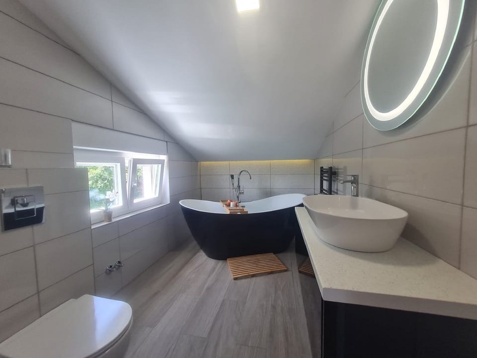Villa (Four - Bedroom Villa) | Bathroom | Towels
