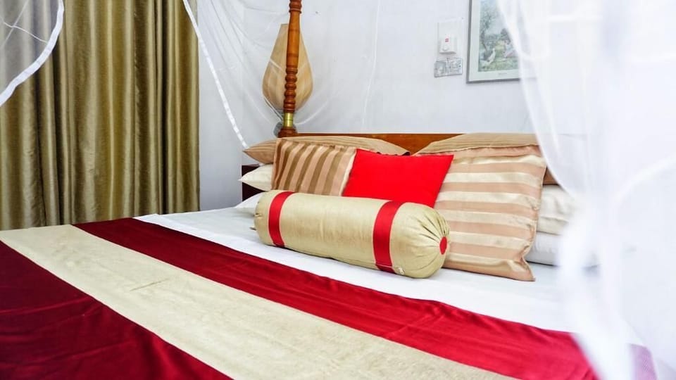 Deluxe Double Room, Garden View | Soundproofing, free WiFi
