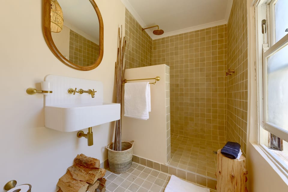 Luxury Double Room, Sea View | Bathroom | Bathrobes