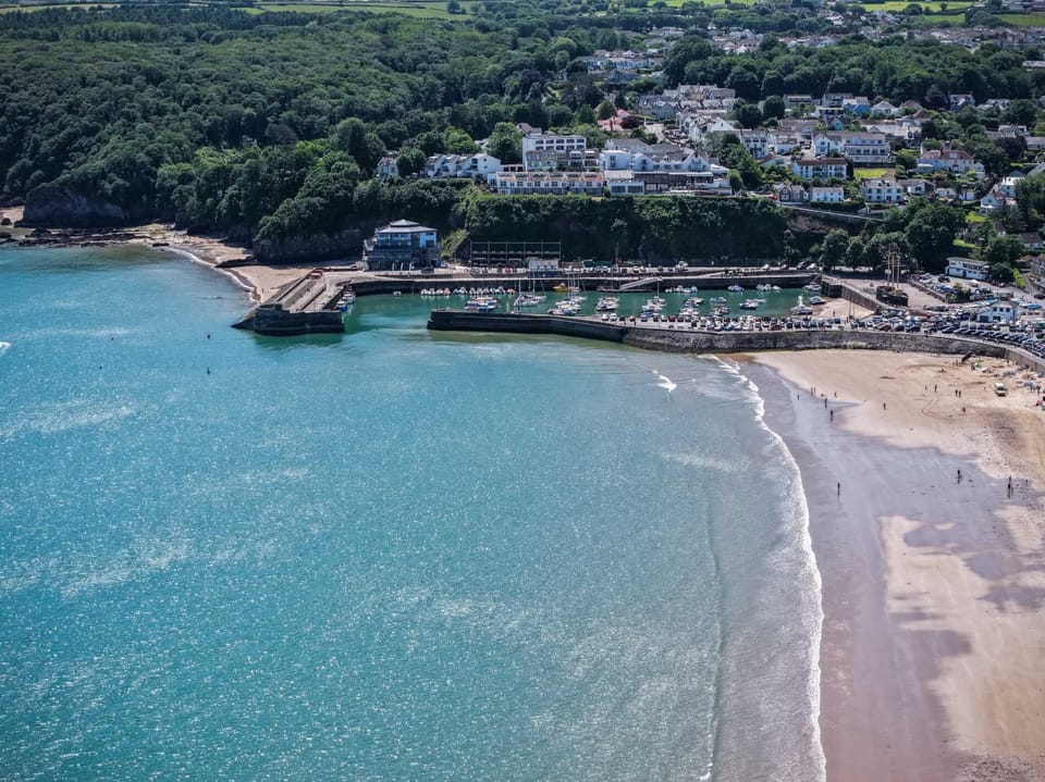 Footsteps - 2 Bedroom Apartment - Saundersfoot Apartment in Saundersfoot