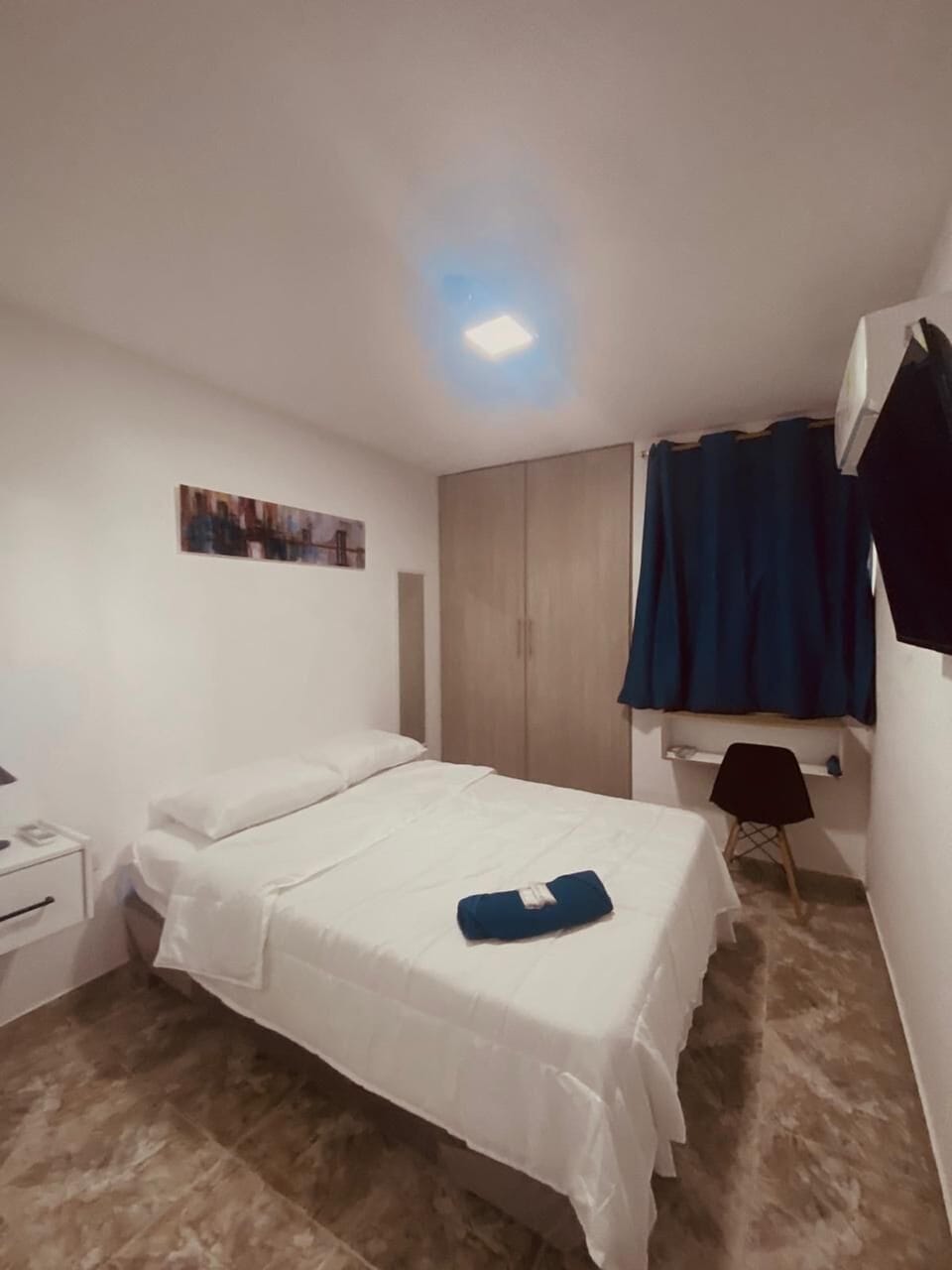 Classic Double Room | Desk, laptop workspace, free WiFi
