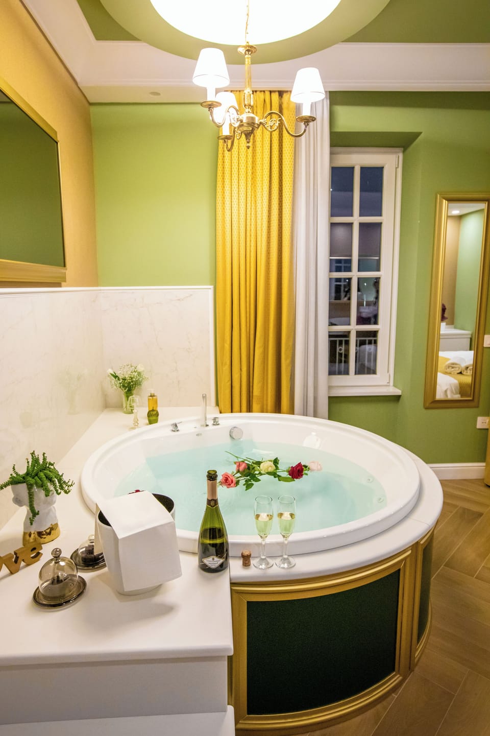 Deluxe Room, Lake View | Minibar, desk, laptop workspace, blackout drapes