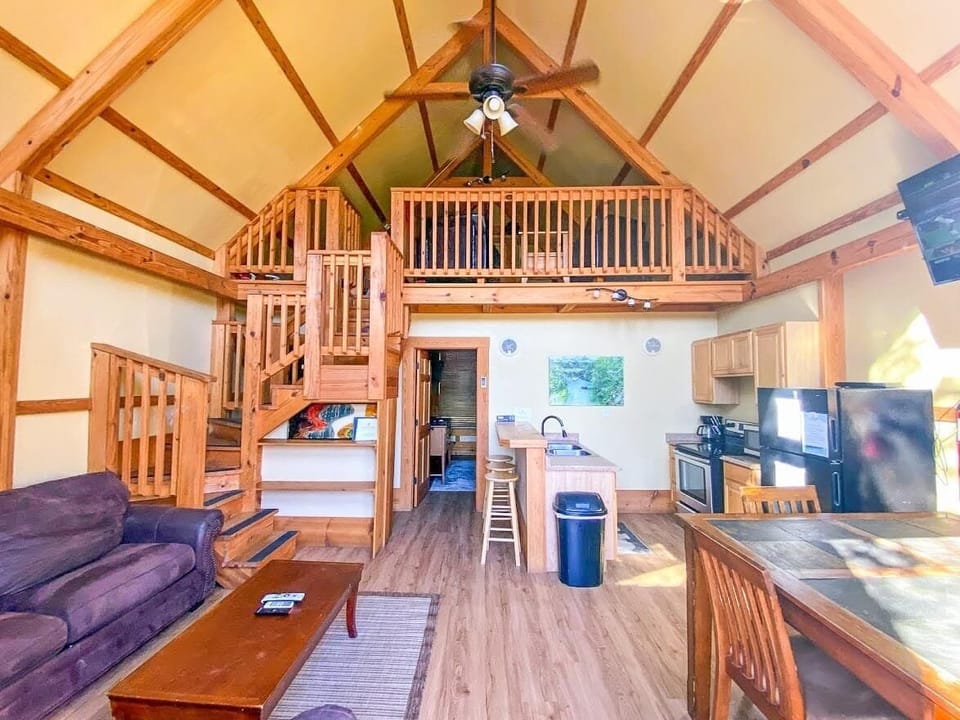 Family Tree House, River View | Living area