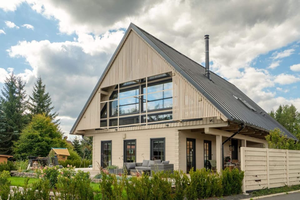 Villa | Exterior