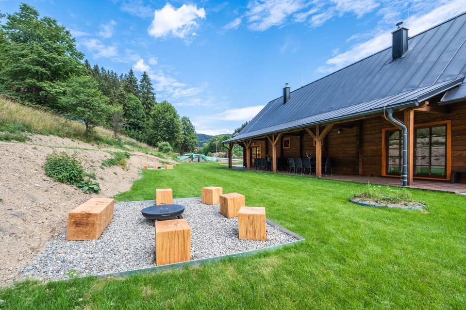 Villa | Exterior