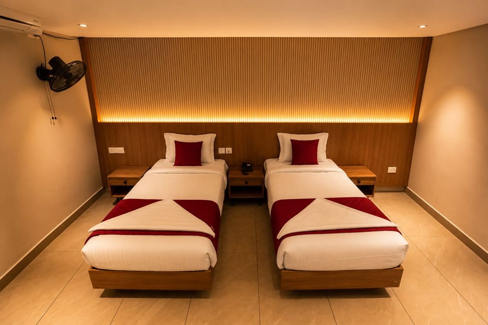 Super Deluxe Twin Bed AC