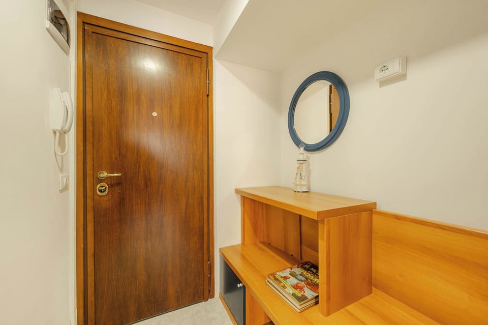Basic Condo | 1 bedroom, Egyptian cotton sheets, premium bedding, down comforters