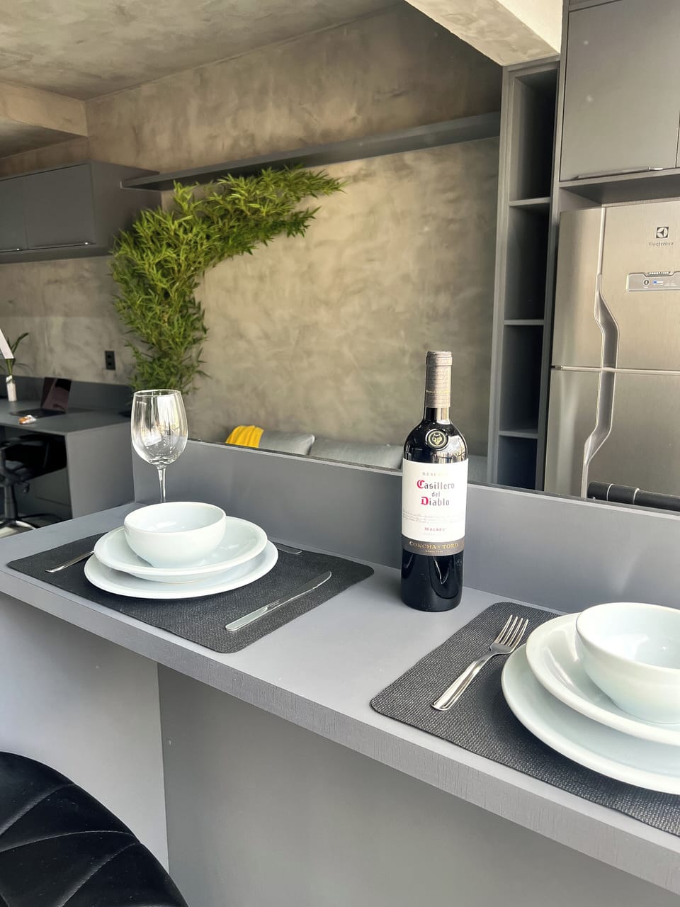 Executive Studio, City View | Private kitchen