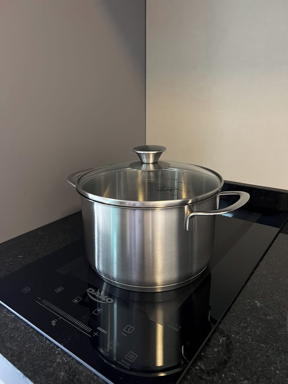 Comfort Studio, Balcony, City View | Private kitchen | Espresso maker