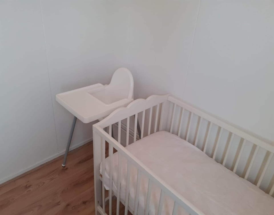 House | 2 bedrooms, individually furnished