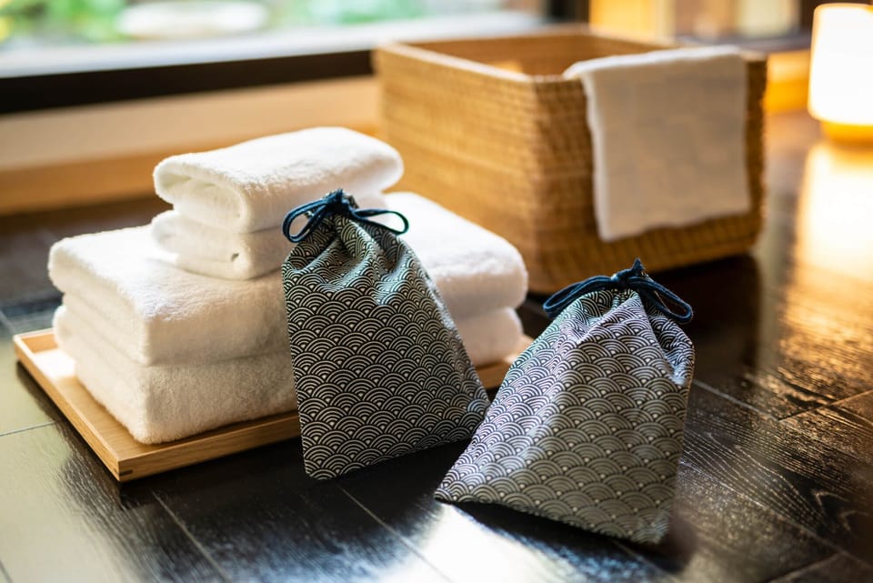 Bathroom amenities
