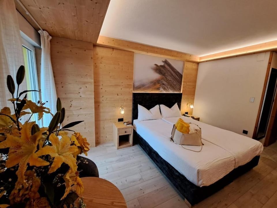 In-room safe, free WiFi