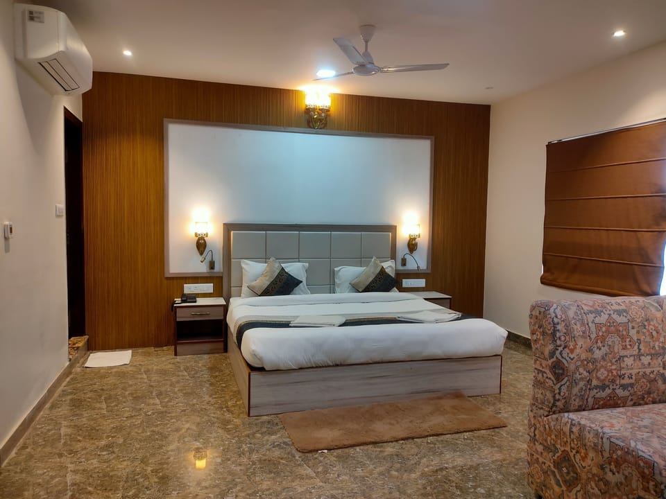 Deluxe Suite | Desk, free WiFi