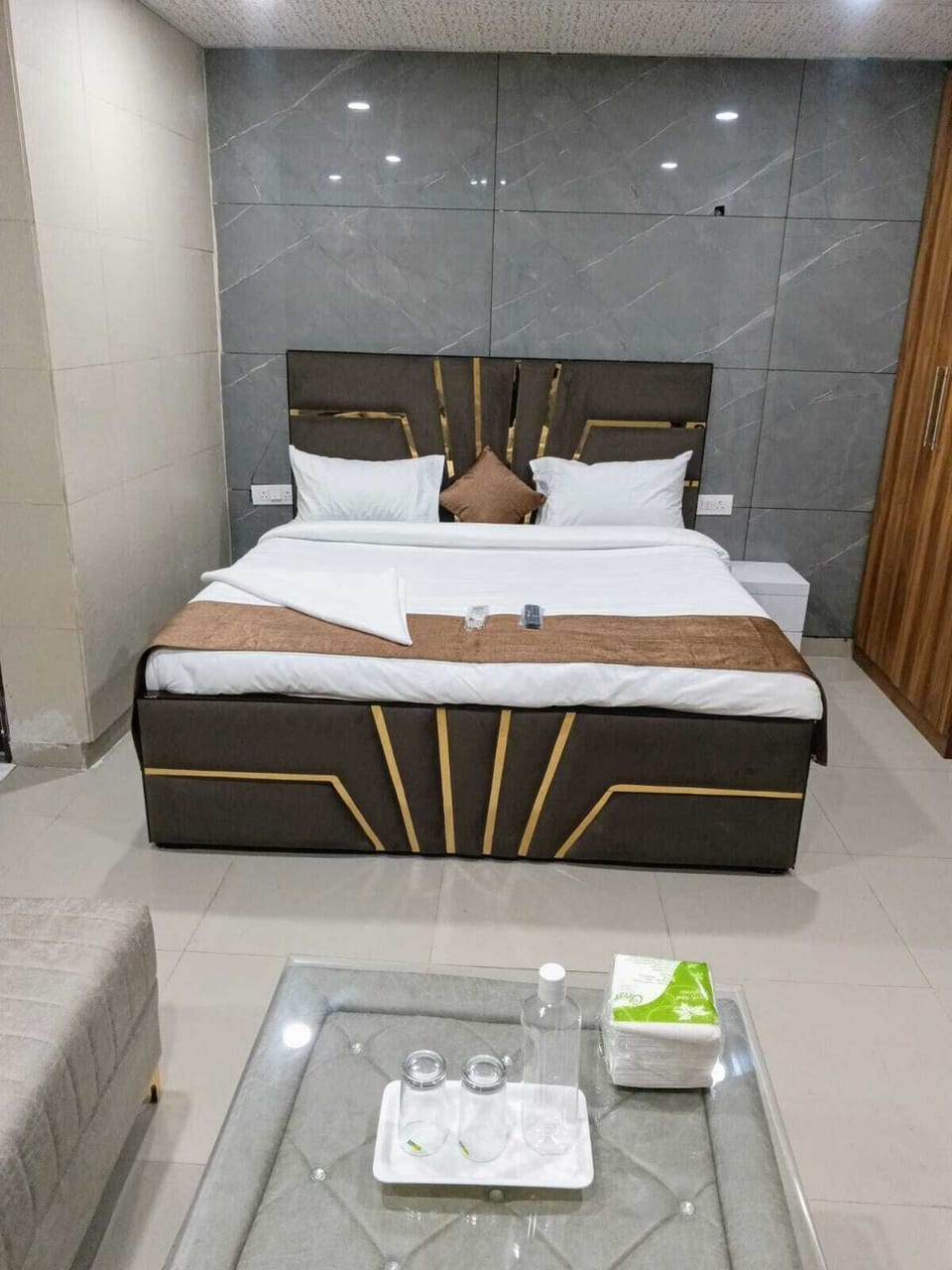 Deluxe Double Room, Balcony | Soundproofing