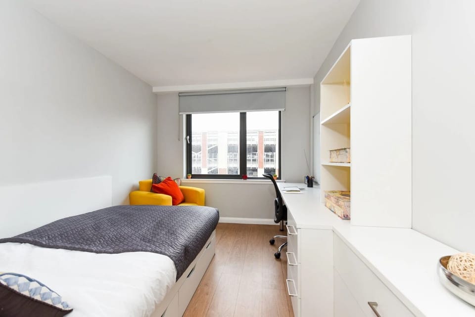 Studio, 1 Double Bed, Non Smoking | Free WiFi