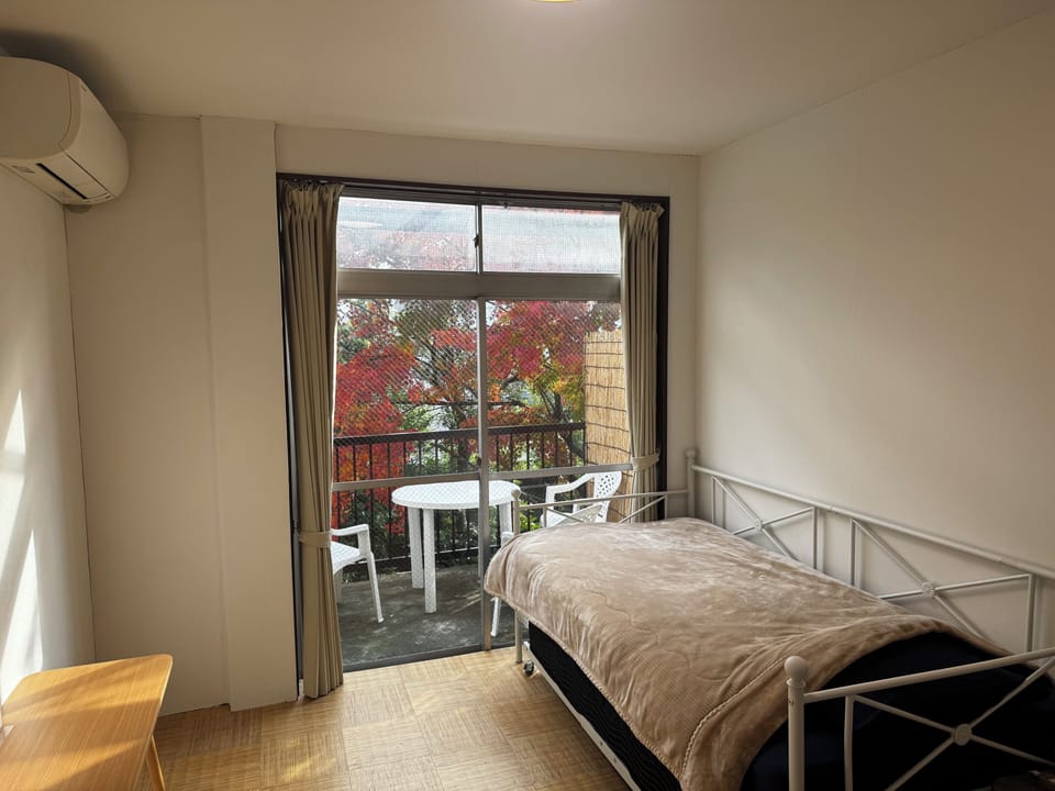 Twin Room, Non Smoking, Garden View | In-room safe, blackout drapes, soundproofing, iron/ironing board