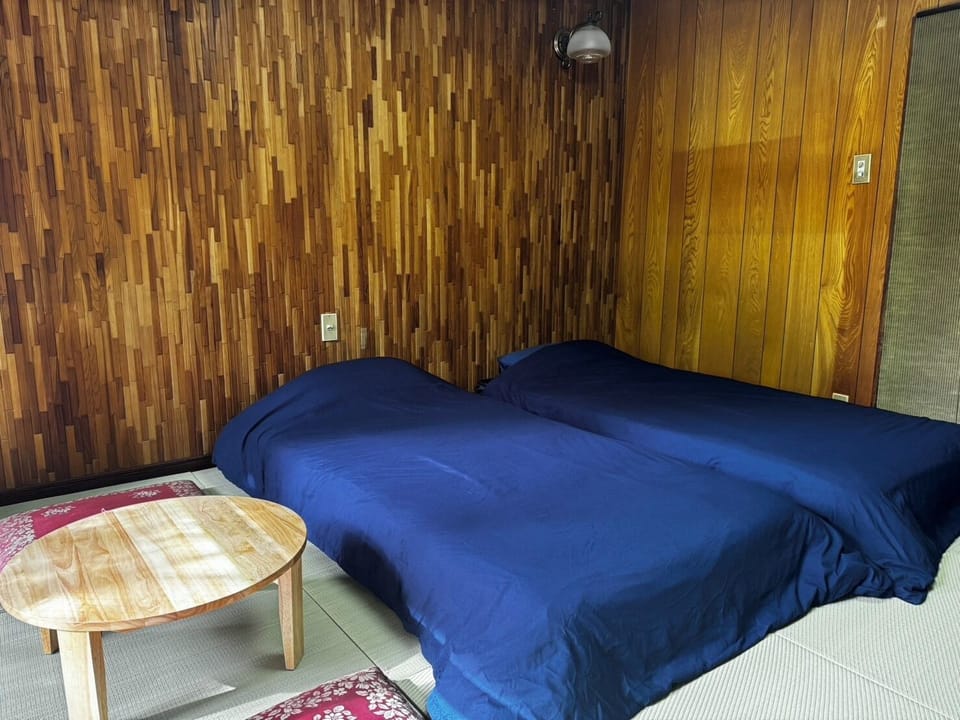 Twin Room, Non Smoking, Garden View | In-room safe, blackout drapes, soundproofing, iron/ironing board