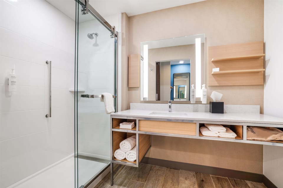 Bathroom shower