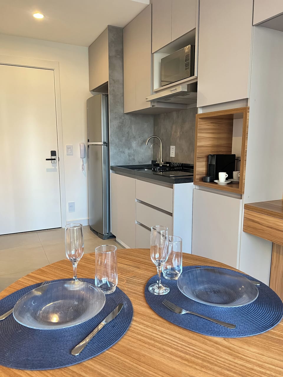 Comfort Studio, Balcony, City View | Private kitchen