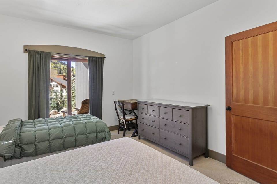 Townhome, 3 Bedrooms | 3 bedrooms, desk, laptop workspace