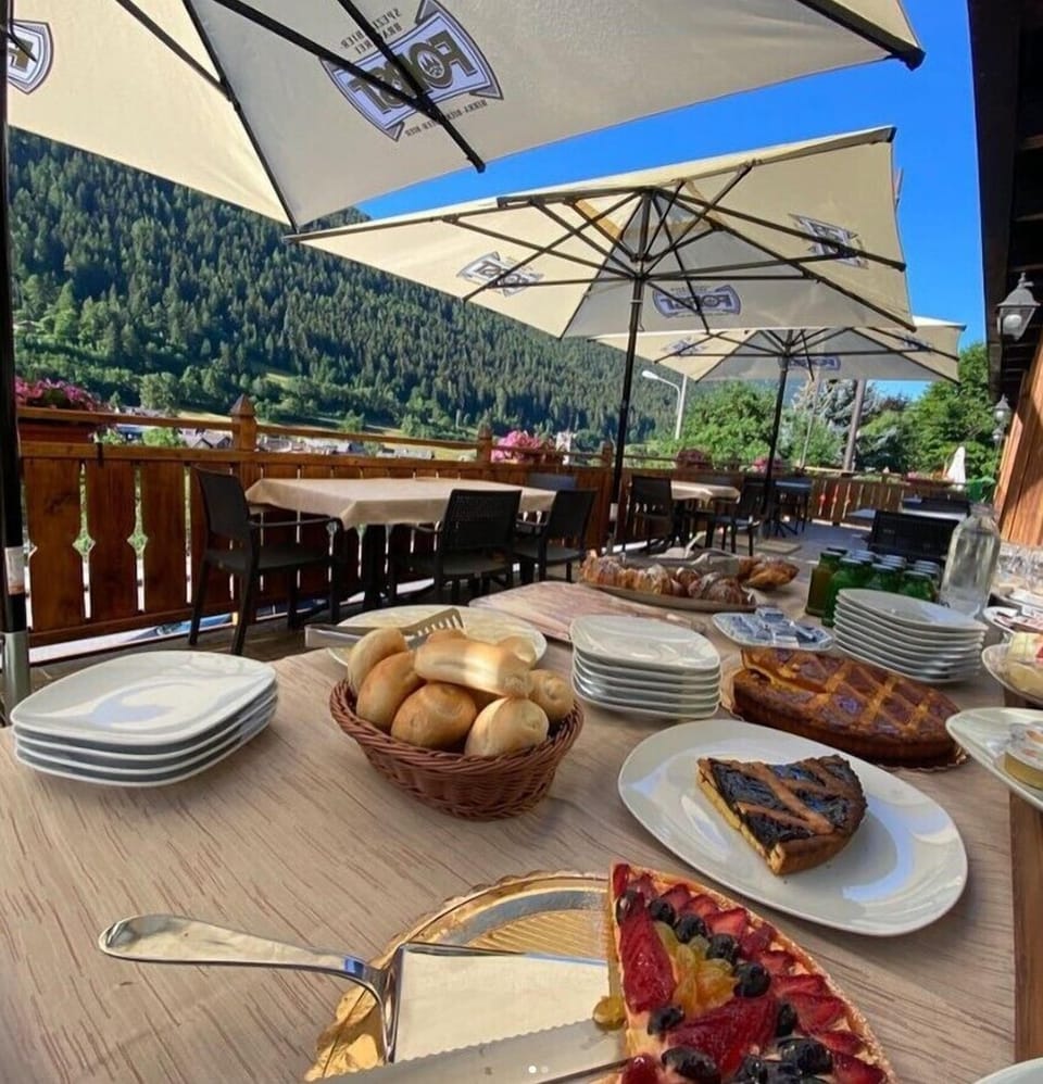 Standard Double or Twin Room, Balcony, Mountain View | Terrace/patio