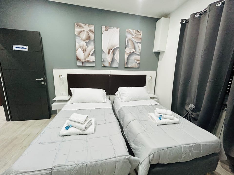 Comfort Double or Twin Room | In-room safe, desk, free WiFi