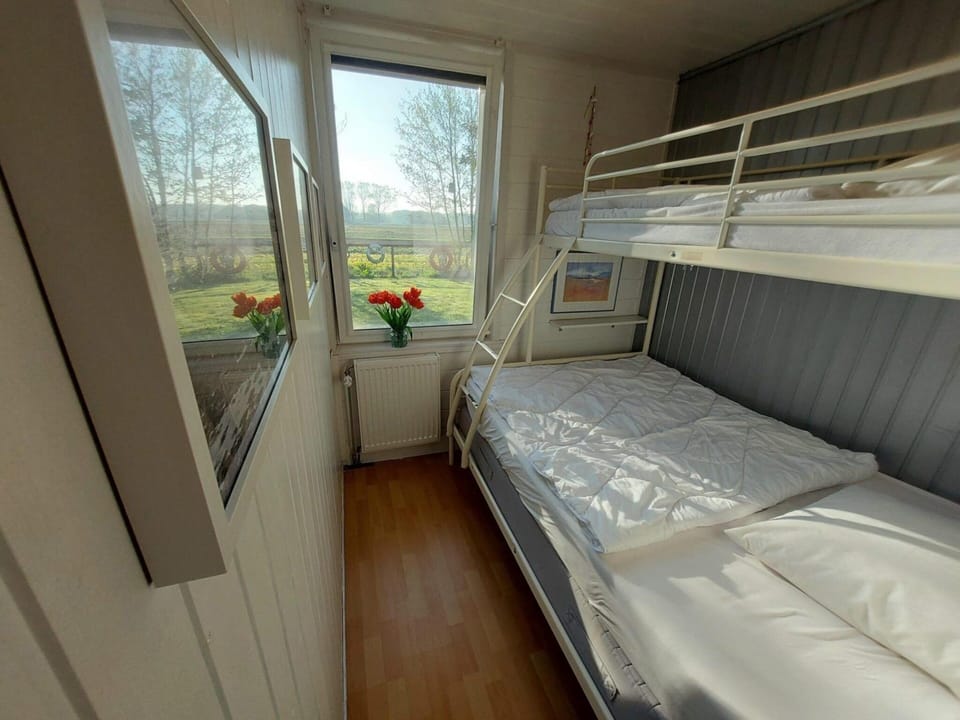 Holiday Retreat in Sint Maartenszee House in North Holland (province)