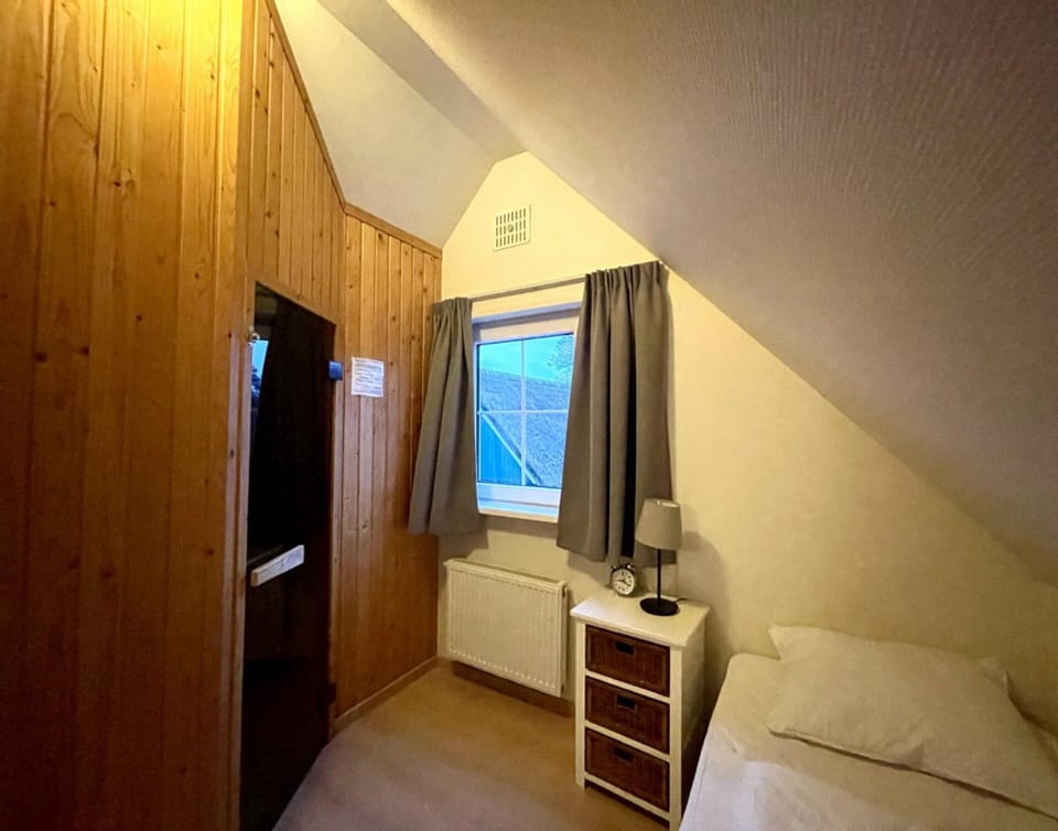 House | 4 bedrooms, iron/ironing board