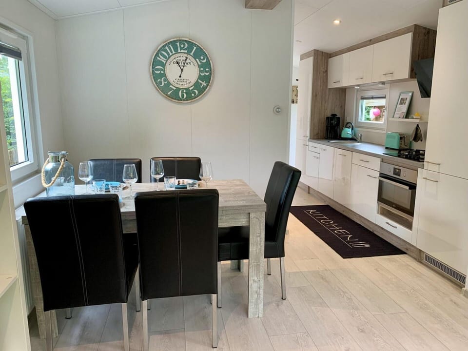 House | Dining