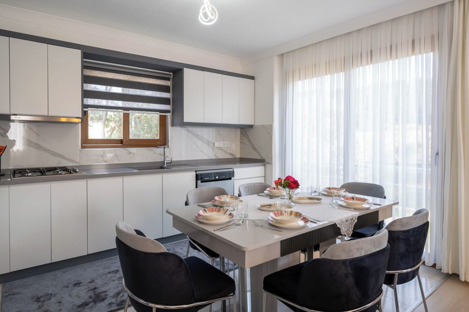 Villa, Garden View | Private kitchen