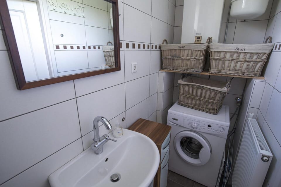 Holiday Home With Veranda, 6 People House in North Holland (province)