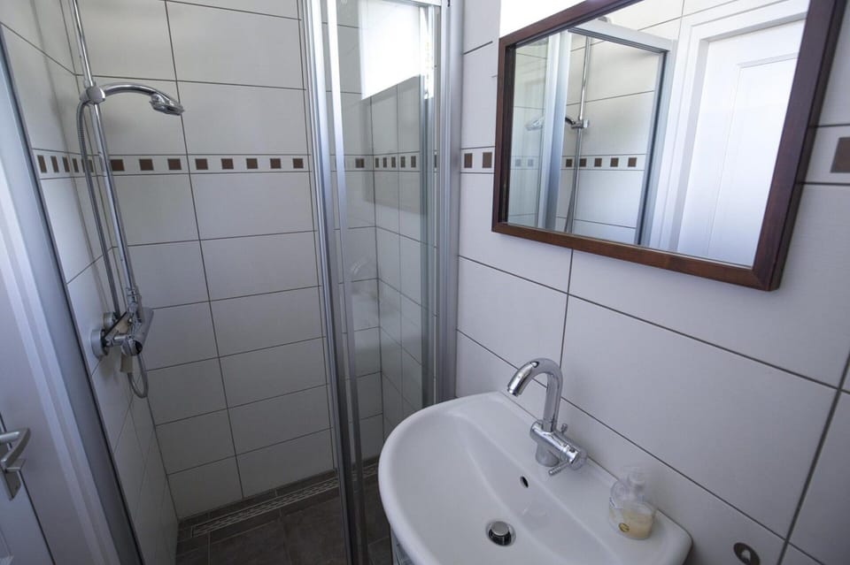 Holiday Home With Veranda, 6 People House in North Holland (province)