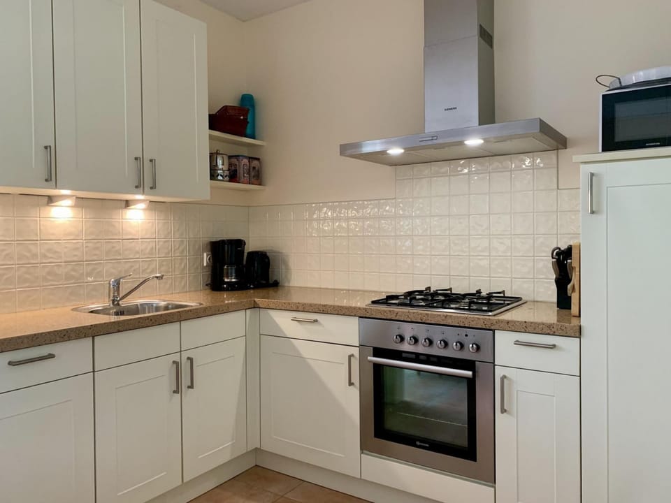 House | Private kitchen | Stovetop