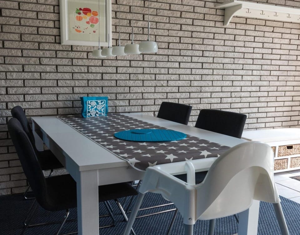 House | Private kitchen | Highchair