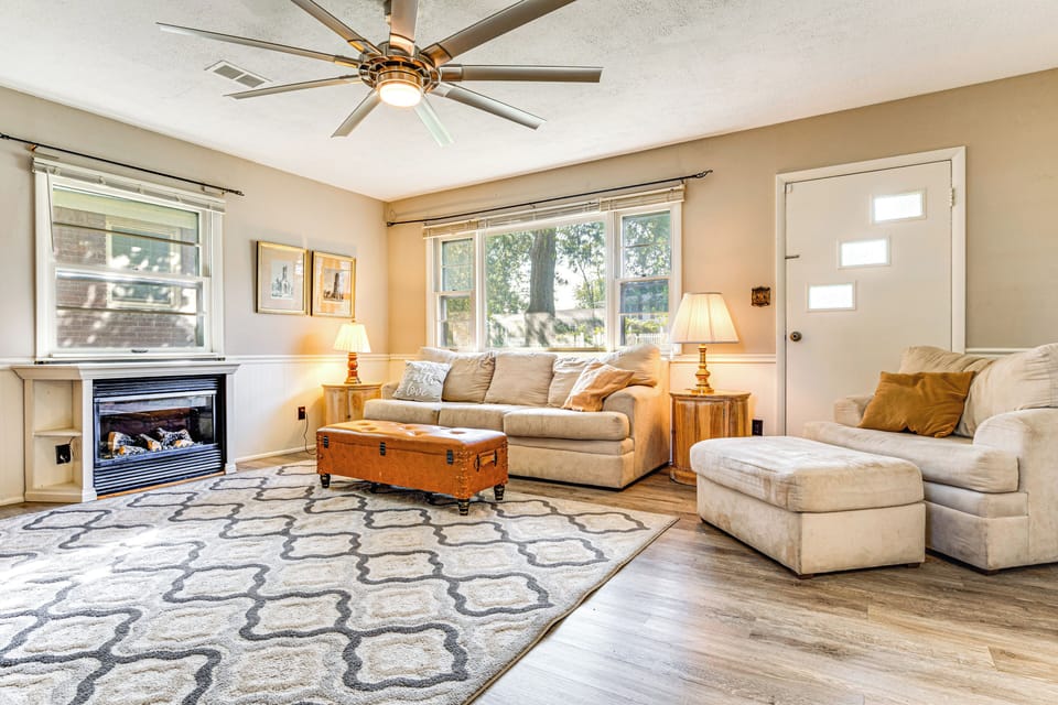 House (3 Bedrooms) | Interior