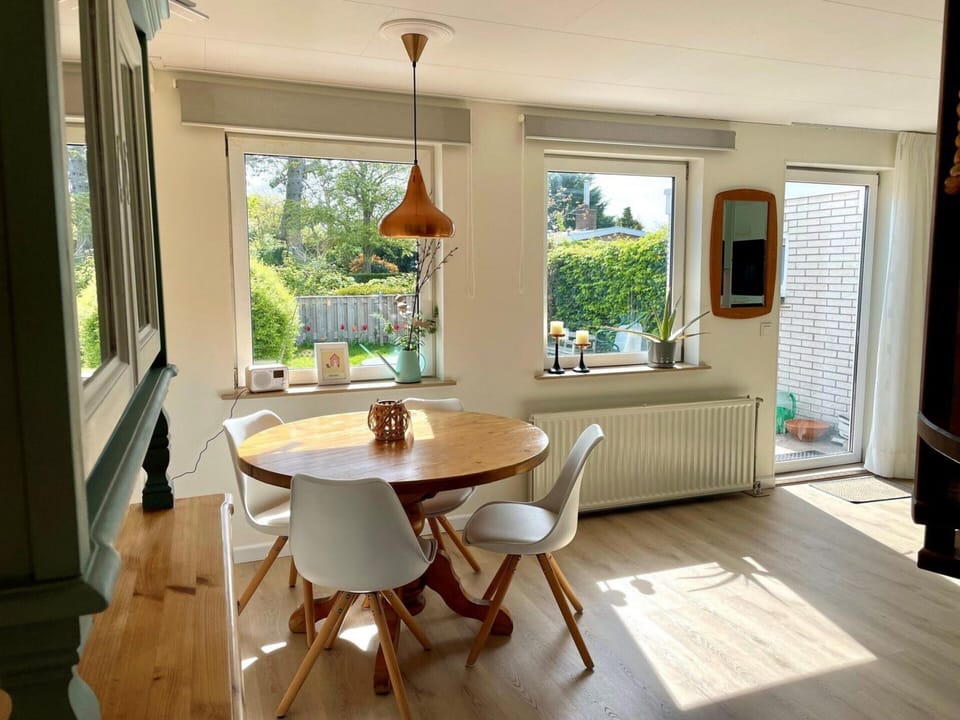 House | Dining