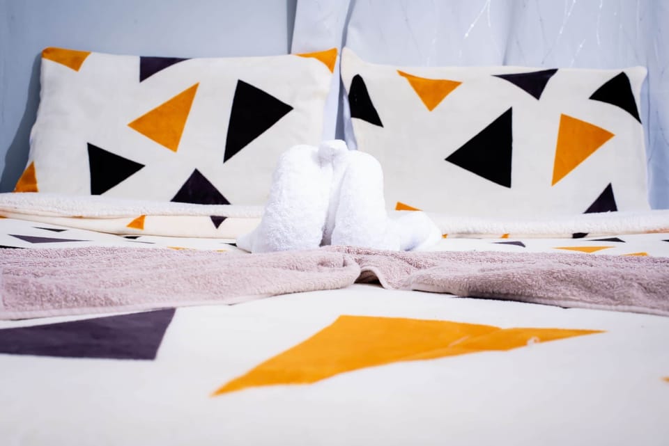 Comfort Double Room | Desk, laptop workspace, iron/ironing board, WiFi (free)