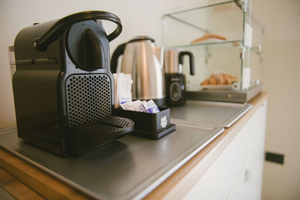 Free daily self-serve breakfast