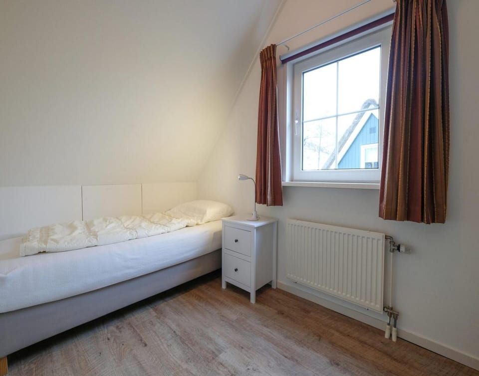 House | 4 bedrooms, individually furnished