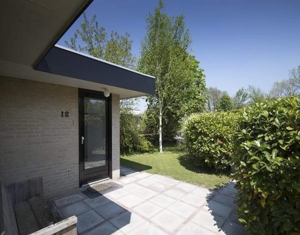 House | Reception