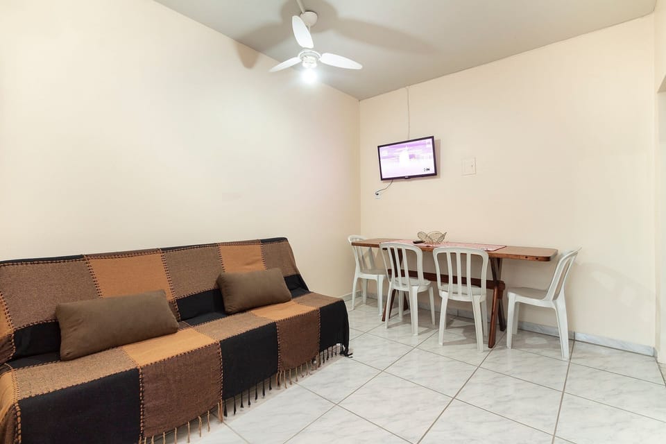 Apartment | Dining