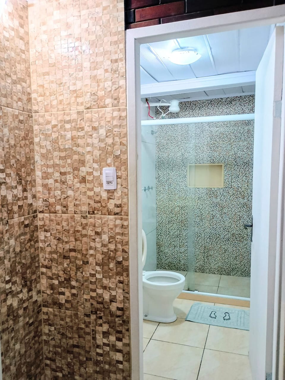 Economy Triple Room | Bathroom | Shower, towels, soap, toilet paper