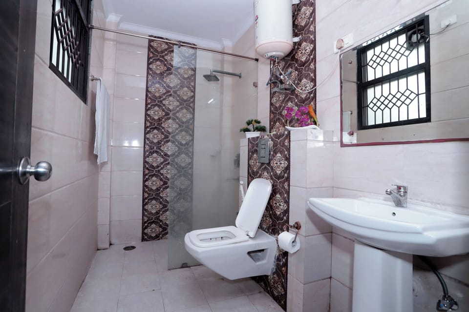 Standard Room | Bathroom