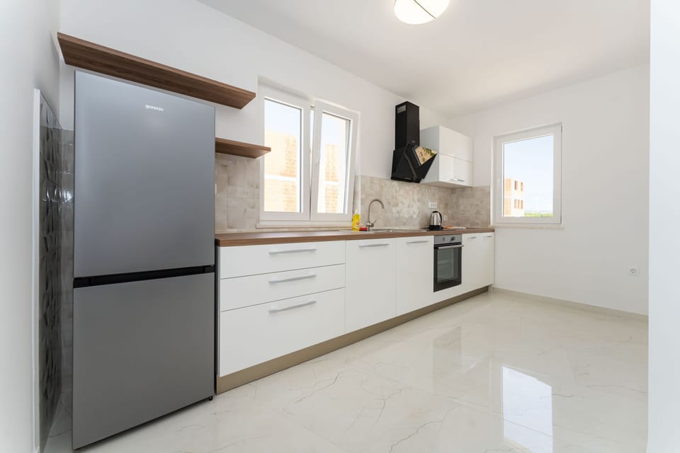 Studio, Multiple Bedrooms, Balcony, Garden View | Interior